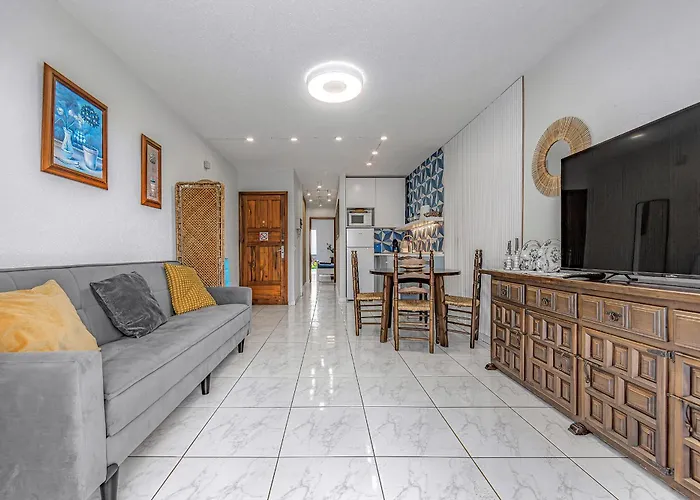 Gigantes Santiago Del Teide